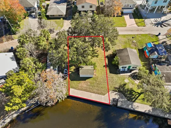 7259 TROPICAL DR, Weeki Wachee, FL 34607
