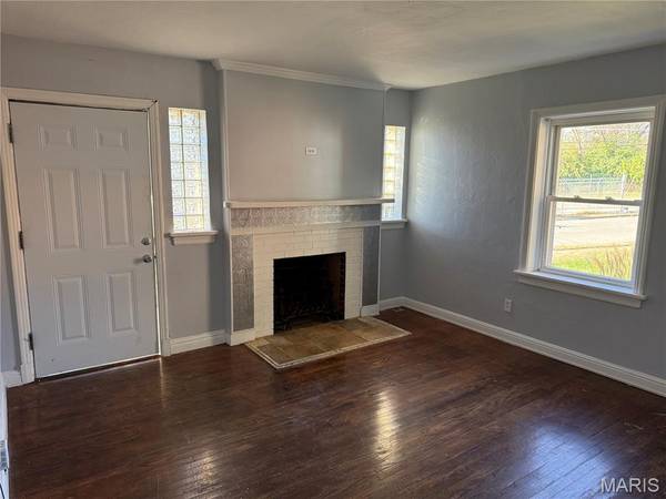 6203 Dardanella AVE, Normandy, MO 63121