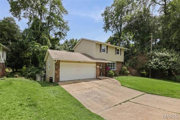 219 Patterson PL, Alton, IL 62002