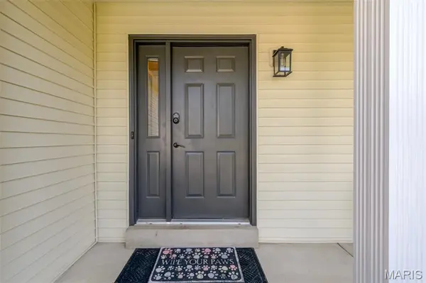 42 Arborshadow CT, St Peters, MO 63376