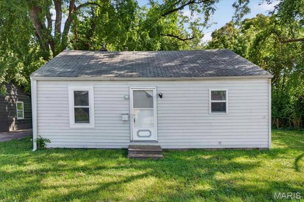 817 Sparks AVE, Cahokia, IL 62206