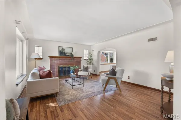 6347 Mardel AVE, St Louis, MO 63109