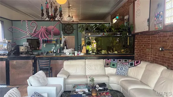 6721 S Broadway, St Louis, MO 63111