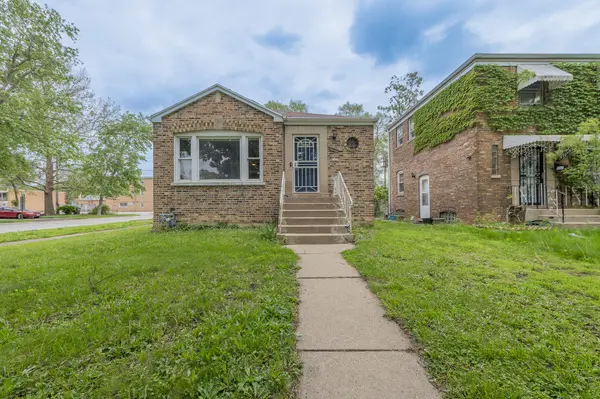 14301 S EDBROOKE AVE, Riverdale, IL 60827