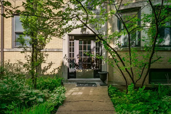 1425 W Summerdale AVE #3A, Chicago, IL 60640