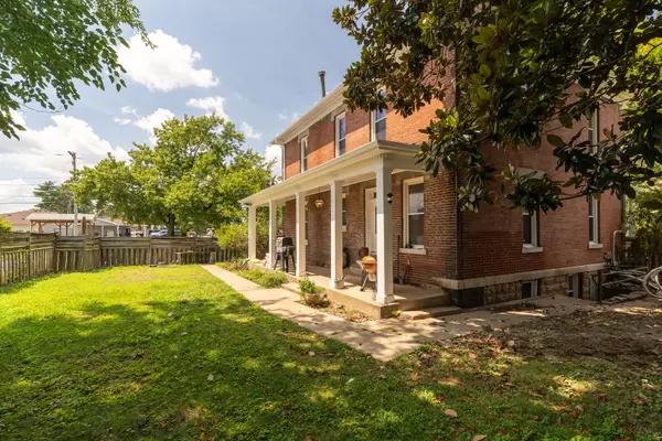 1015 Hanson ST, Murphysboro, IL 62966