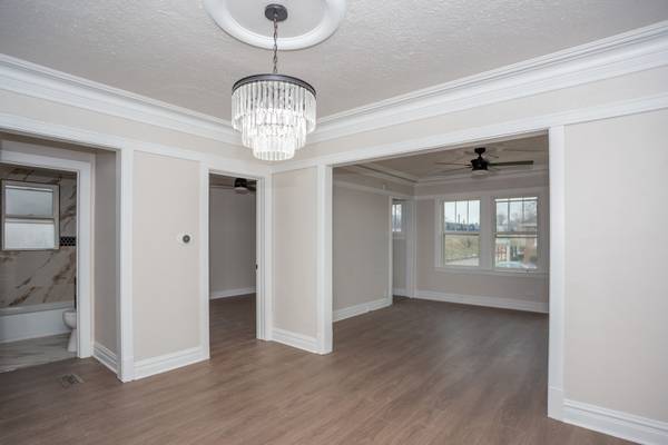 7500 S Honore ST, Chicago, IL 60620