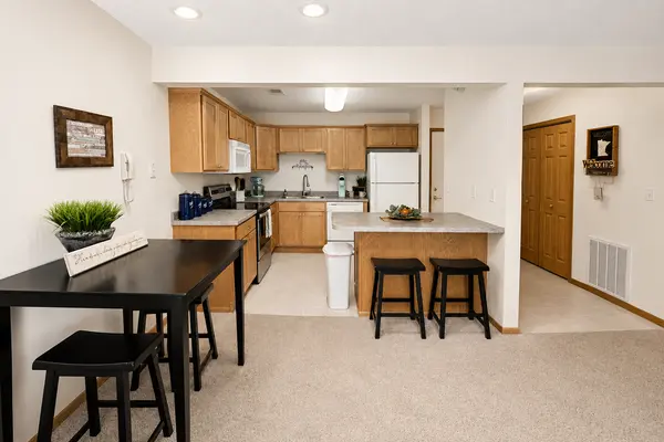 875 Bahls DR #107, Hastings, MN 55033