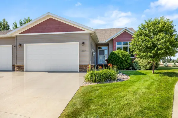 4357 Coventry DR S, Fargo, ND 58104