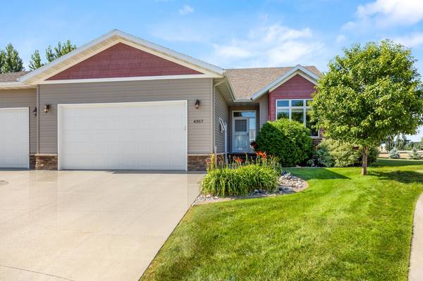 4357 Coventry DR S, Fargo, ND 58104