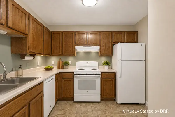 6615 Lake Shore DR S #115, Richfield, MN 55423