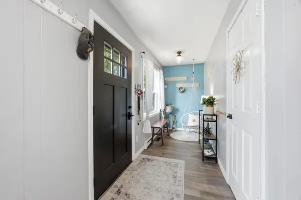 428 Brook AVE, Moorhead, MN 56560