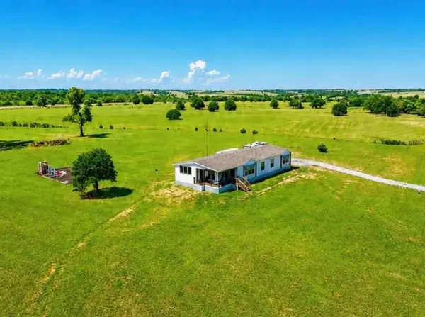 541 County Road 1428, Ninnekah, OK 73067