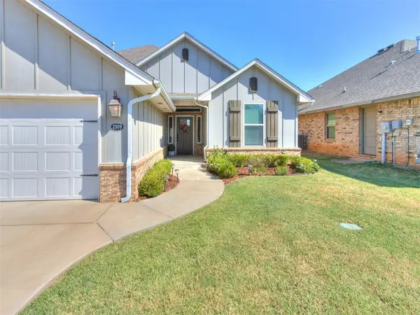 2309 Bretford WAY, Norman, OK 73071
