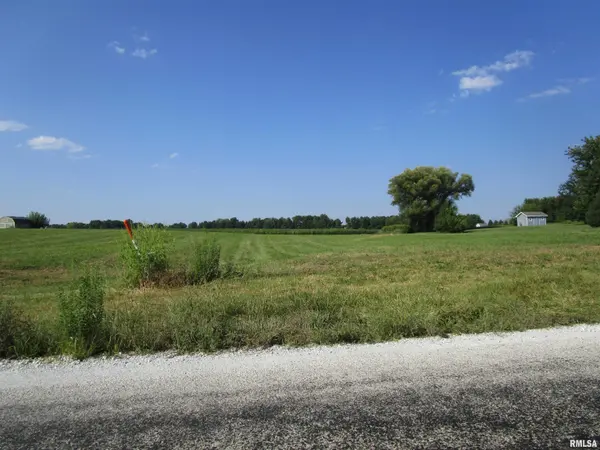 1876 Baldwin RD, Jacksonville, IL 62650