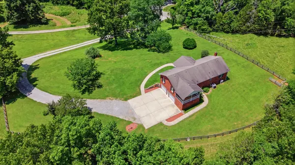 2644 Scribners Mill Rd, Culleoka, TN 38451