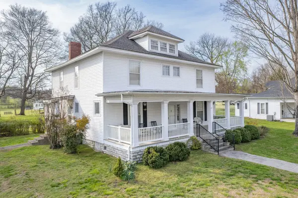 317 N Main St, Cornersville, TN 37047