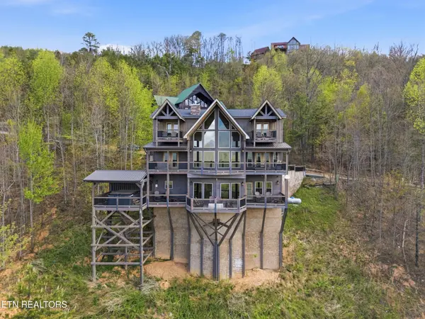 2643 Dogwood Ridge Way, Sevierville, TN 37862