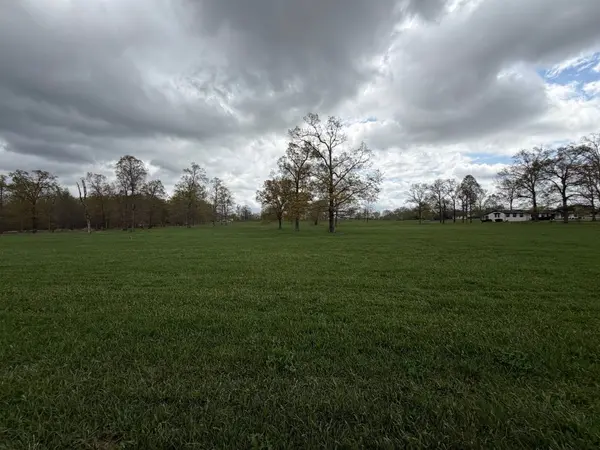 15 Ledford Mill Lane, Normandy, TN 37360