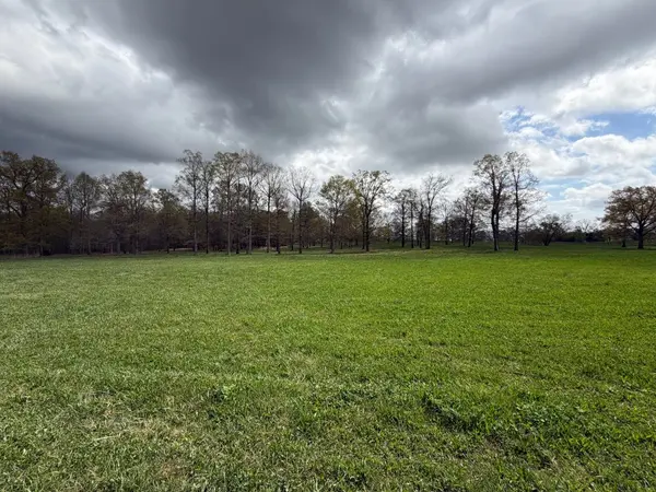 15 Ledford Mill Lane, Normandy, TN 37360