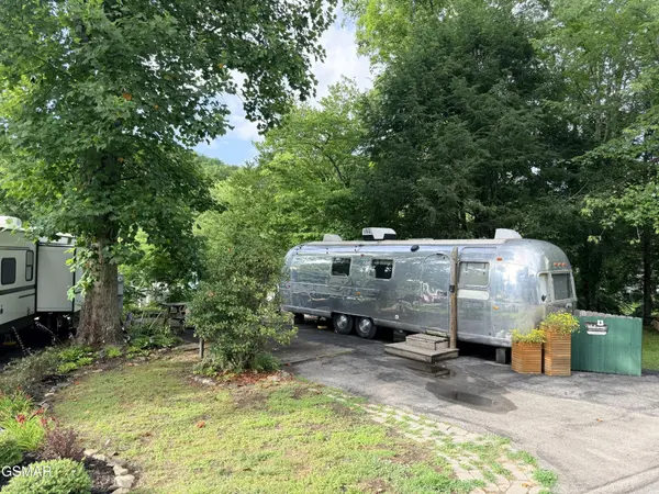 4229 E Parkway, Gatlinburg, TN 37738