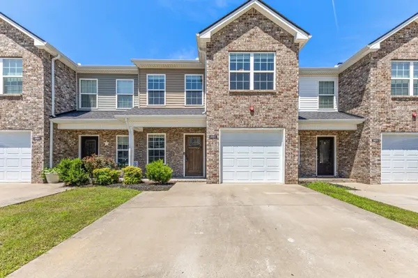 2067 Downstream Dr, Ashland City, TN 37015