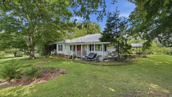 7334 Lynchburg Rd, Winchester, TN 37398