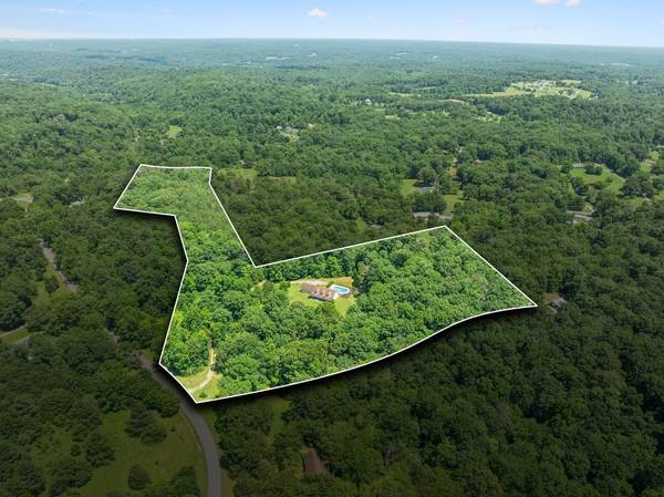 547 Grindstone Hollow Rd, Dickson, TN 37055