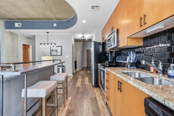 301 Demonbreun St #812, Nashville, TN 37201