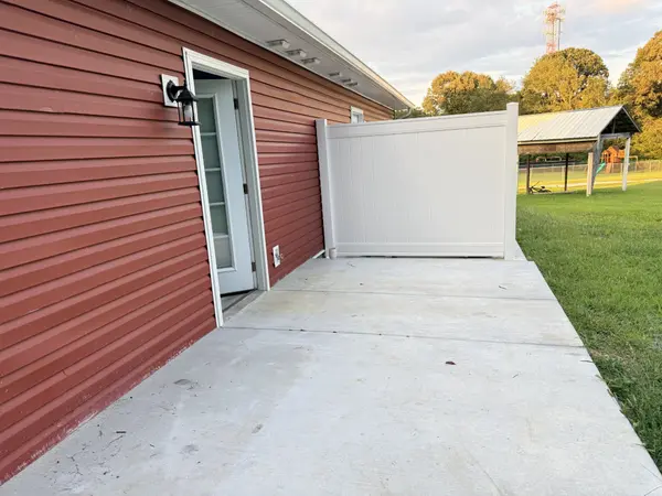 158 Himes Ln, Tullahoma, TN 37388