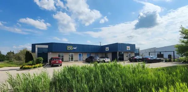 35 Cherry Blossom RD #2B, Cambridge, ON N3H 4R7