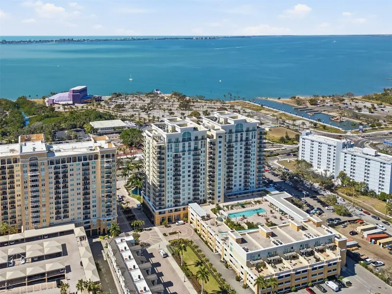 800 N TAMIAMI TRL #1203, Sarasota, FL 34236