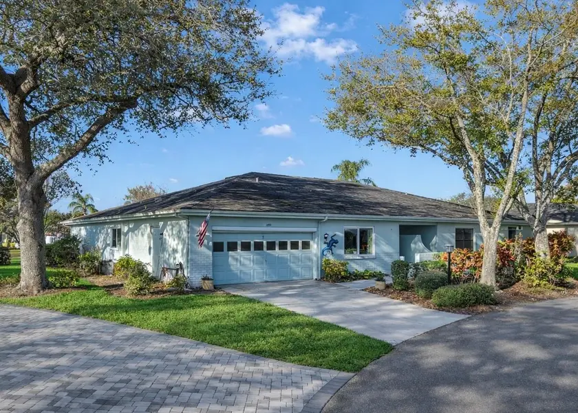 2531 LANCASTER DR, Sun City Center, FL 33573