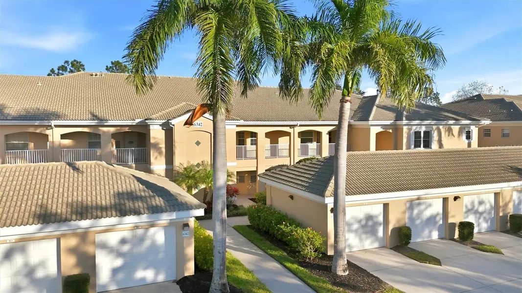 6342 GRAND OAK CIR #204, Bradenton, FL 34203