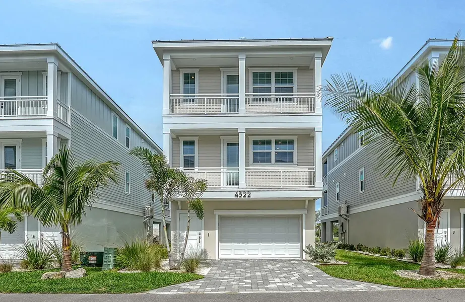 12413 GULF BREEZE TER, Cortez, FL 34215
