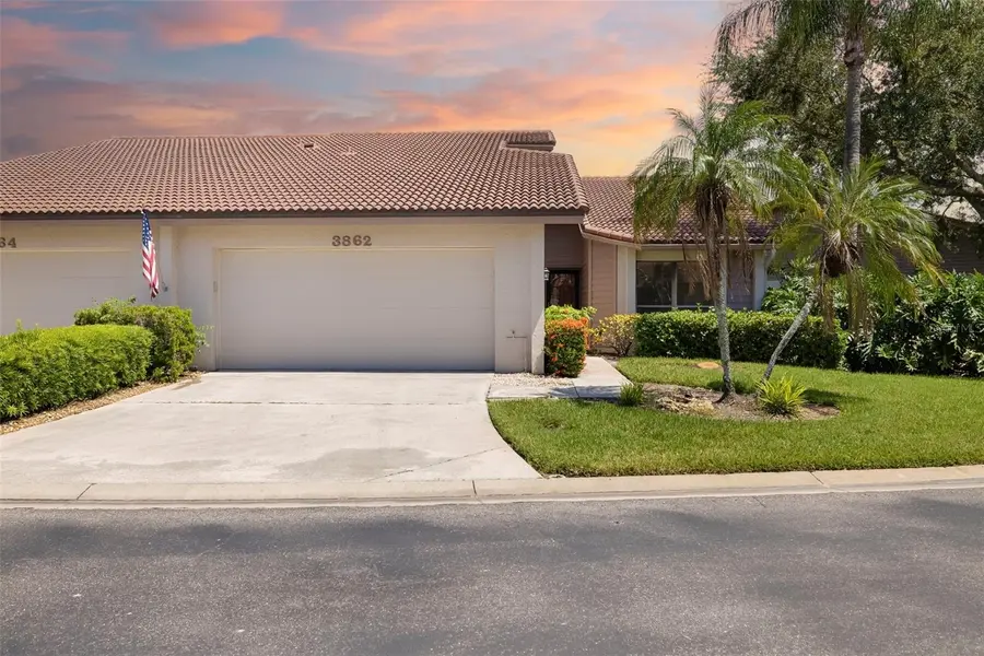 3862 WILSHIRE CIR W #107, Sarasota, FL 34238