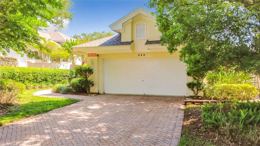 848 CREPE MYRTLE CIR, Apopka, FL 32712