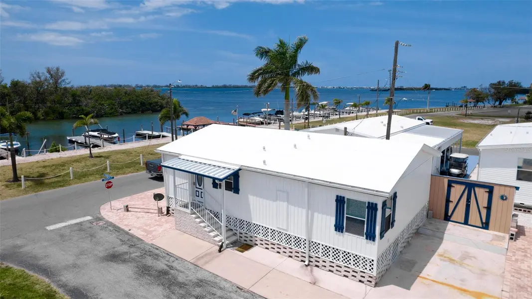 10315 CORTEZ RD W #1-4, Bradenton, FL 34210