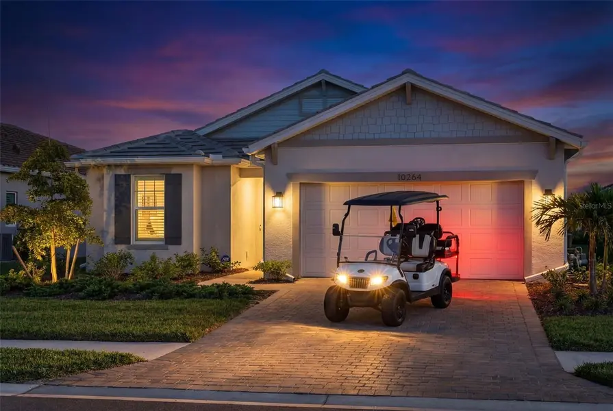 10264 BEACH DUNE DR, Englewood, FL 34223