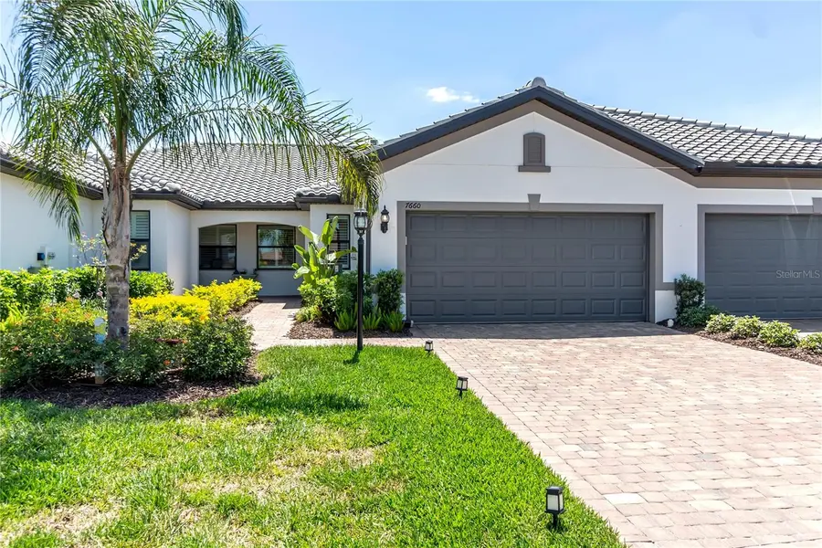 7660 SUMMERLAND CV, Bradenton, FL 34202
