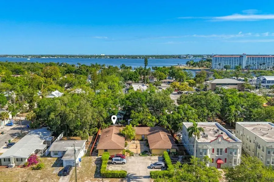 2006 7TH AVE W #B, Bradenton, FL 34205
