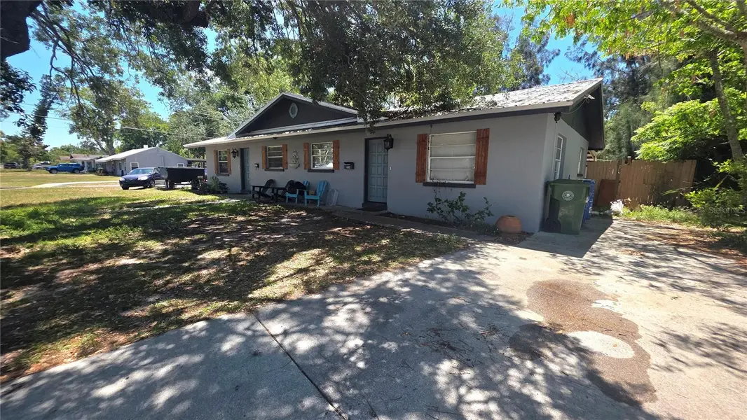 2126 2ND AVE E, Bradenton, FL 34208