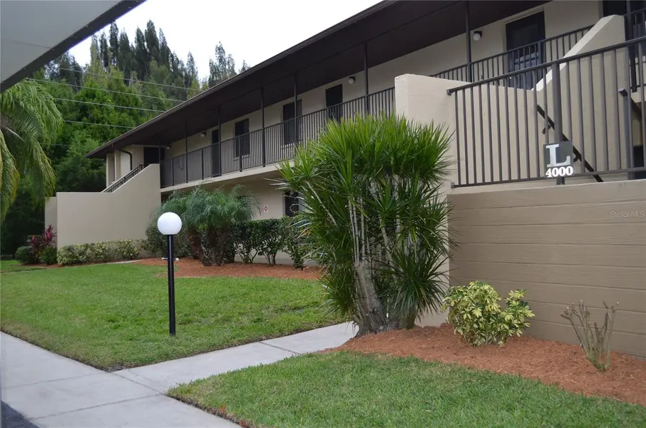 4000 OAKVIEW DR #L8, Punta Gorda, FL 33980