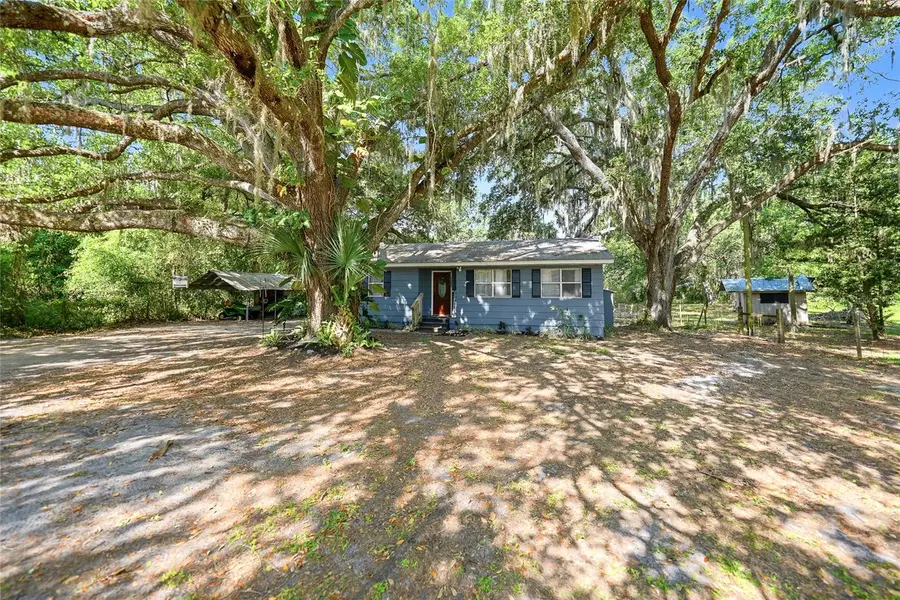 2403 SE POINTER AVE, Arcadia, FL 34266
