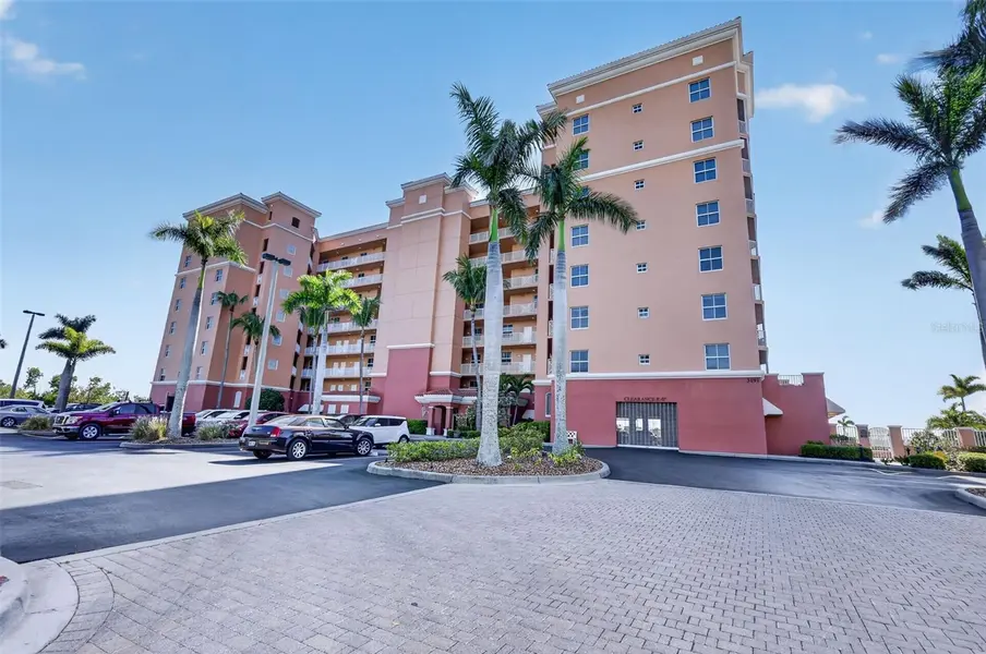 3191 MATECUMBE KEY RD #202, Punta Gorda, FL 33955