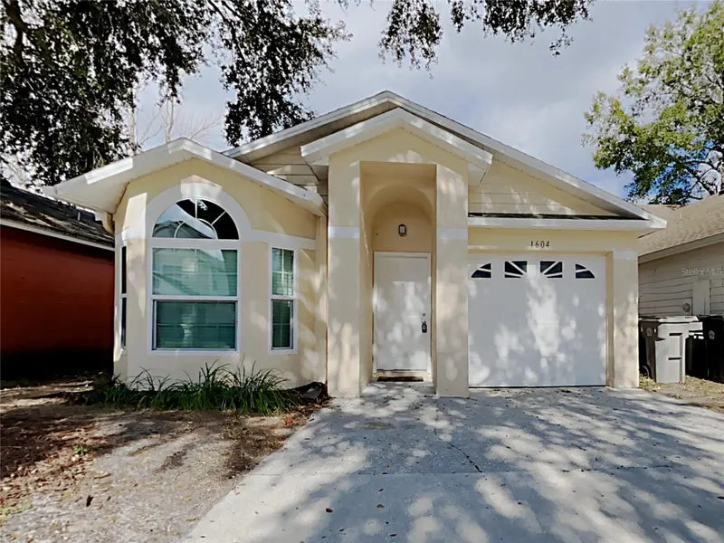 1604 CHATHAM CIR, Apopka, FL 32703