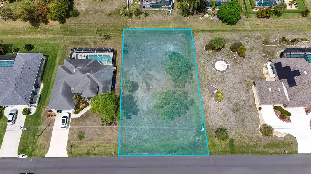 9 LONG MEADOW LN, Rotonda West, FL 33947
