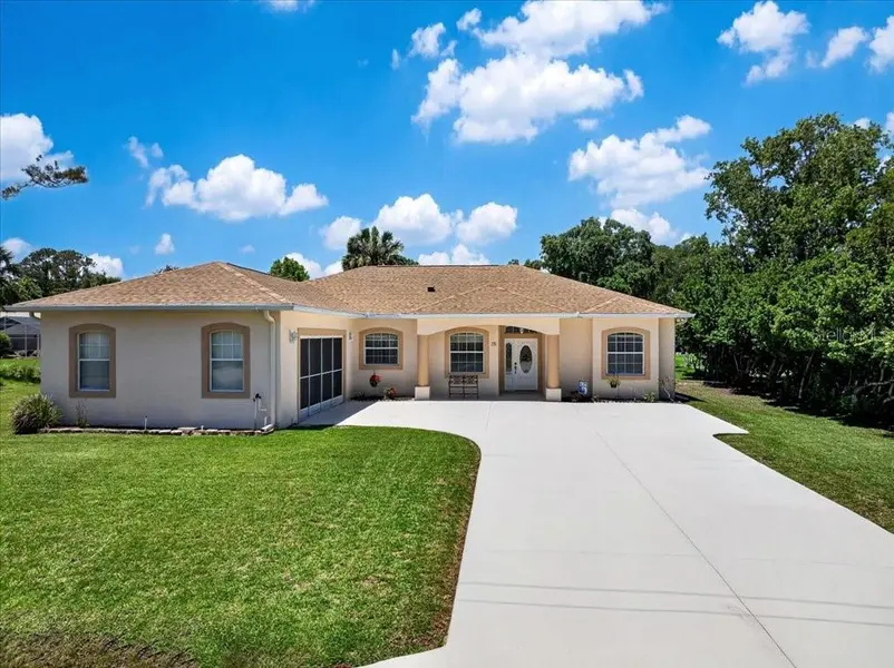 25 WESTMINSTER DR, Palm Coast, FL 32164