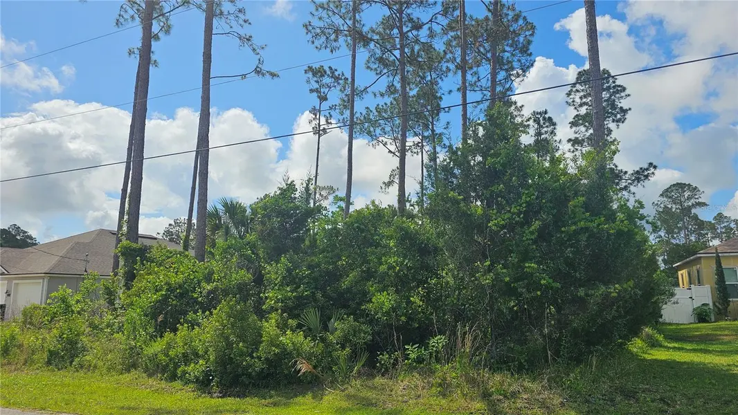 13 ROBIN HOOD LN, Palm Coast, FL 32164