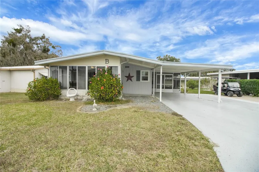 11 ORANGEWOOD DR, Fruitland Park, FL 34731